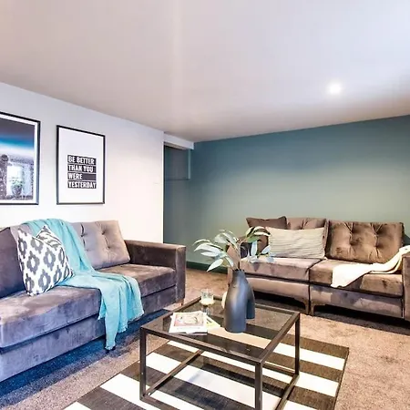 Cobden House - 5 Bed, 5 En-suite شقة
